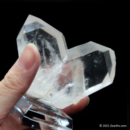 Quartz Japan-law Twin from Itremo, Madagascar