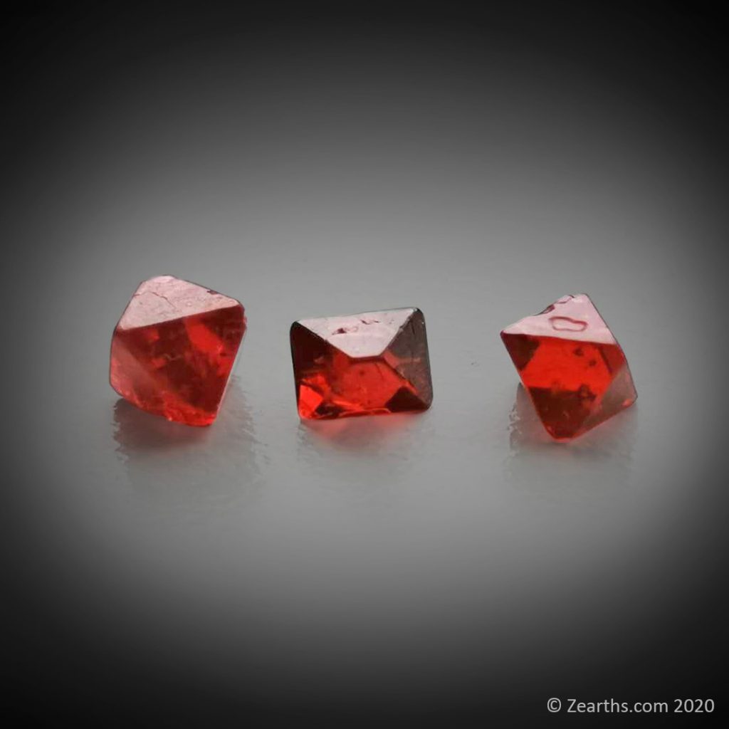 Set of 3 Jedi Spinels Pigeon’s Blood Red Octahedron Gem Crystals from ...